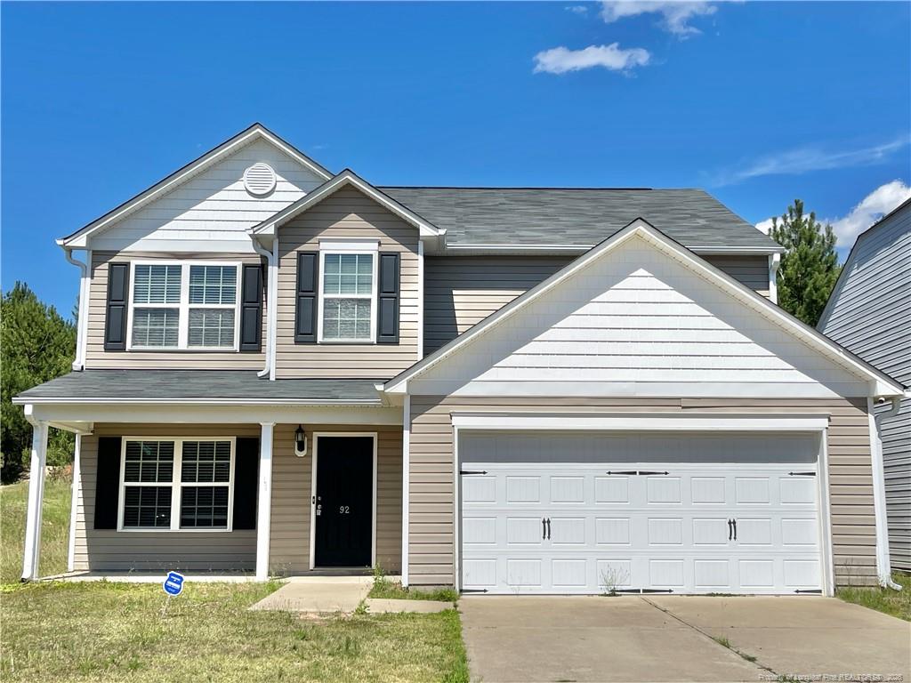 92 Hallow Oak Street