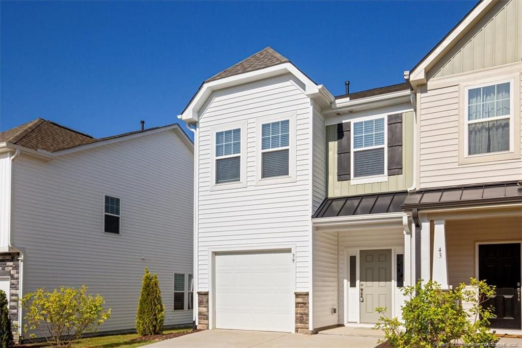 39 Kingham Lane - 1